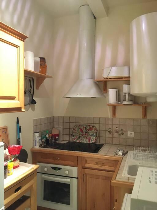 Grand Appartement Proche Cathedrale 4 Pers Reims Exterior photo